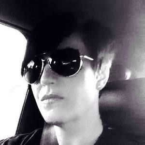 Meet your Posher, Becky