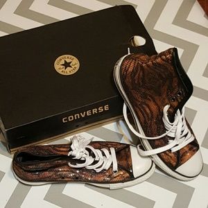 Converse Sequined Tiger Print HiTops