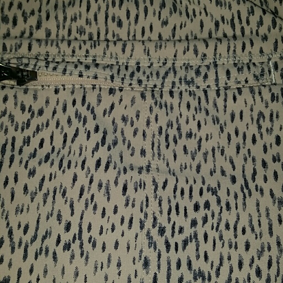 "Last One Size 8" Lululemon Crops - Picture 2 of 3