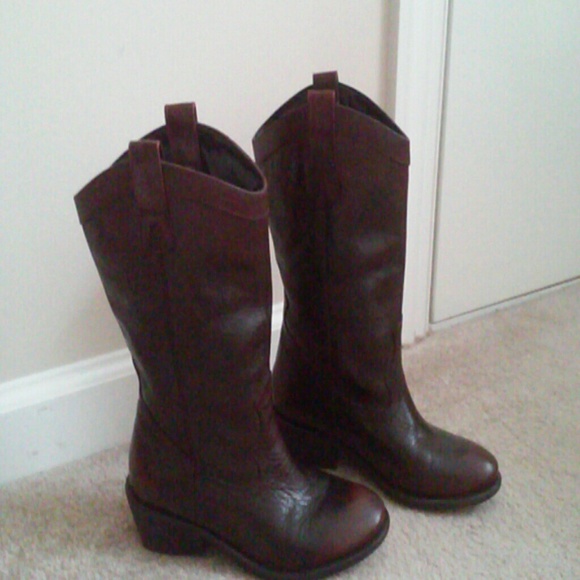 Jessica Simpson Wine Color boots sz.6.5