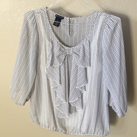 Cute - Picture 1 of 3