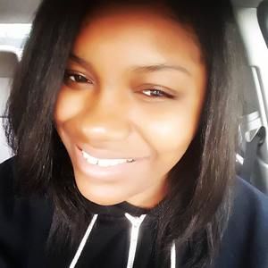 Meet your Posher, Thea