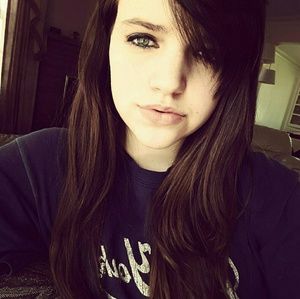 Meet your Posher, Ariana