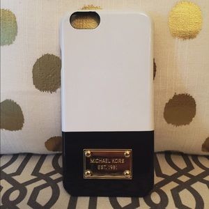 Michael Kors iPhone 6 case