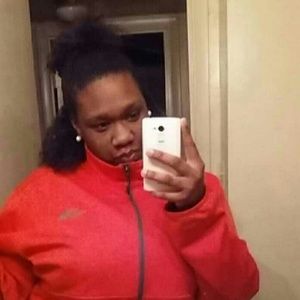 Meet your Posher, Derrisetta