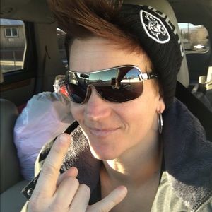 Meet your Posher, Kim