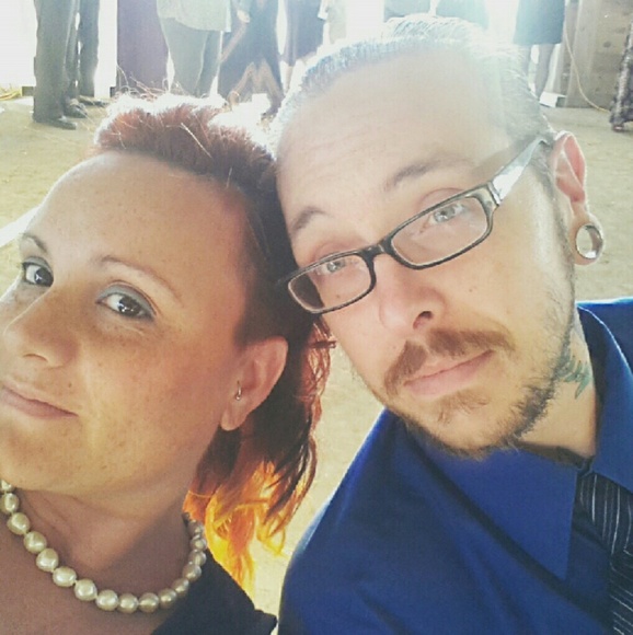 Meet your posher - Picture 1 of 3