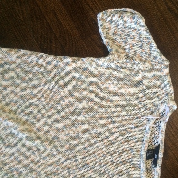 Blouse - Picture 3 of 4