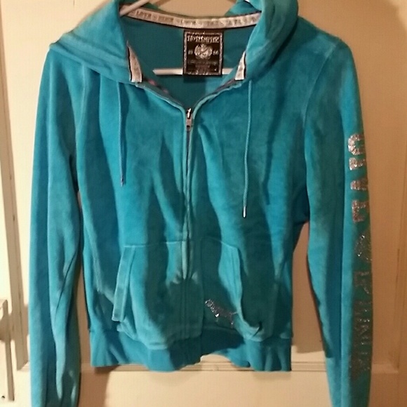 SOLD - Picture 3 of 4