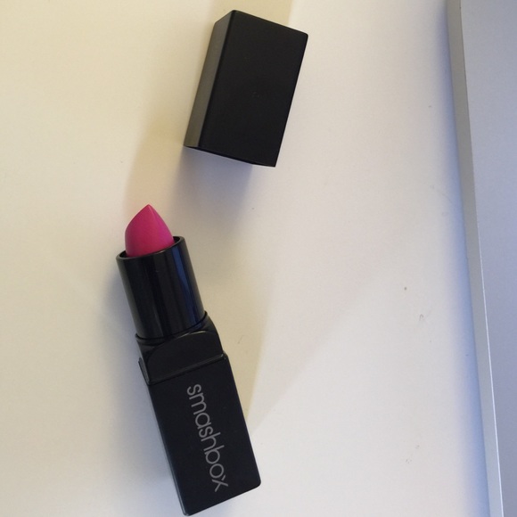 Smashbox be legendary in magenta matte
