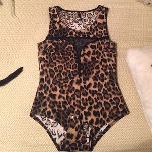 Never worn body con leopard bodysuit