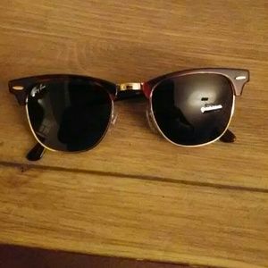 Ray bans RESERVED FOR MARYLOU!!!!