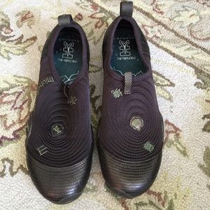 Michelle K yoga shoes