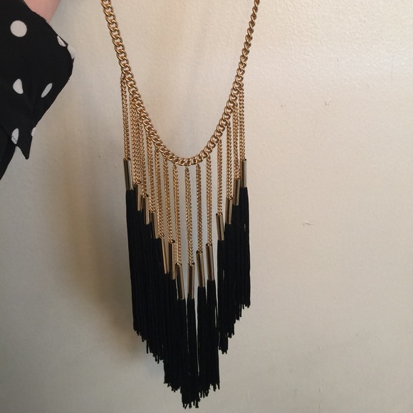 Cute fringe necklace