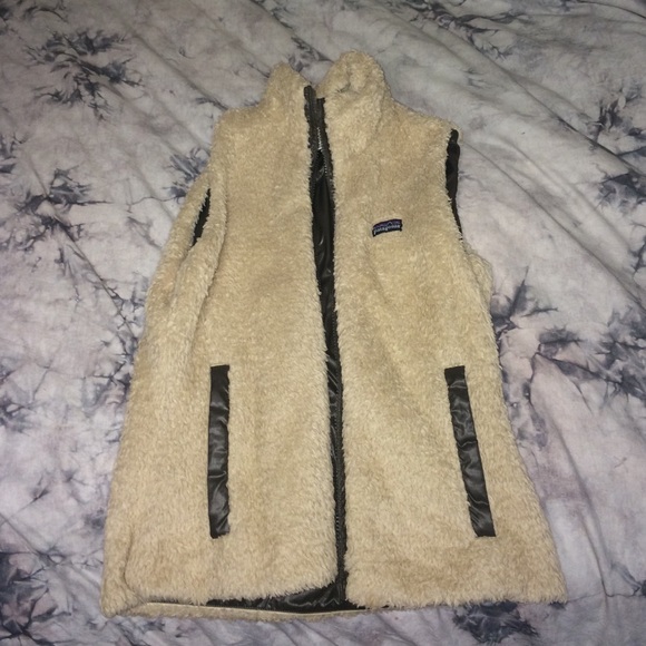 Patagonia Jackets & Blazers - Patagonia Women's Vest Small