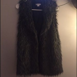 Fur vest