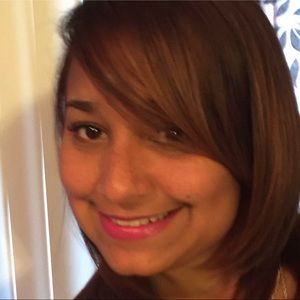 Meet your Posher, Michelly