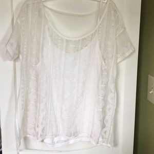 American Eagle textured embroidered top