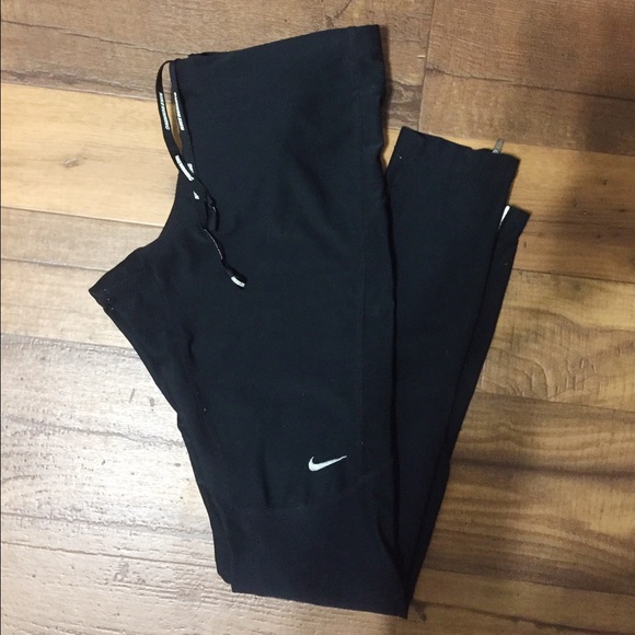 Nike black leggings