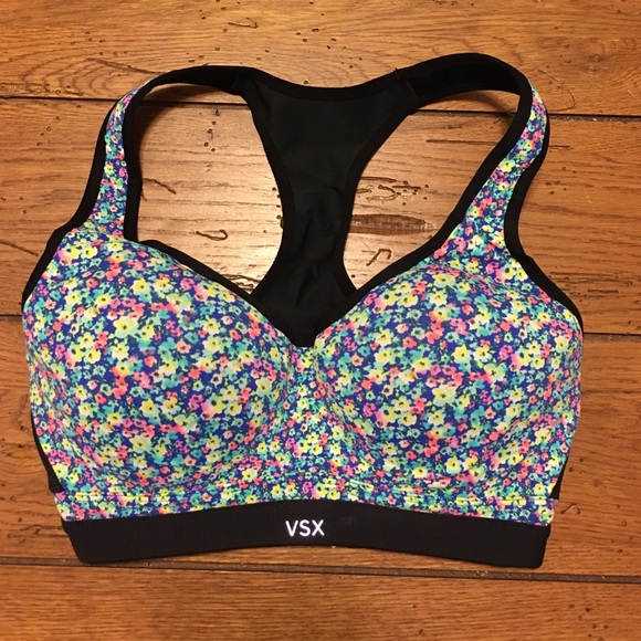 ❌SOLD VSX sports bra 32D