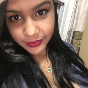 Meet your Posher, Maria