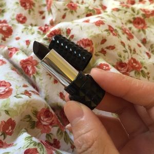 Kat Von d homegirl lipstick