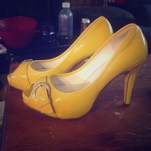 Yellow heels