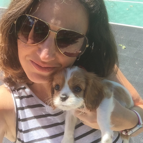 Meet your Posher, Stephanie - Picture 2 of 3