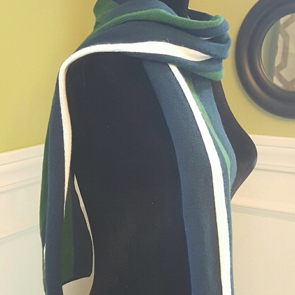 🖤 H&M Scarf - Picture 2 of 2