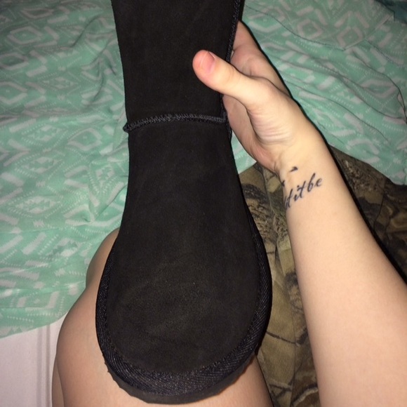 Fur boots