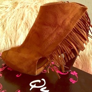 Peep toe fringe booties