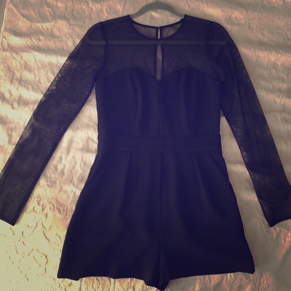 BCBG black chic jumper