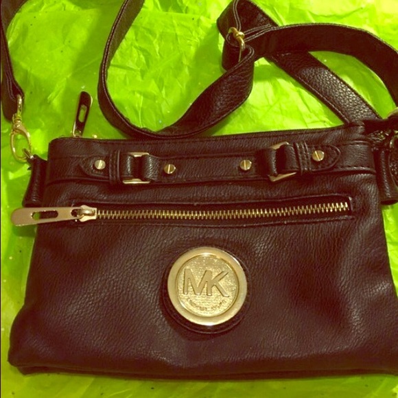 Black Crossbody