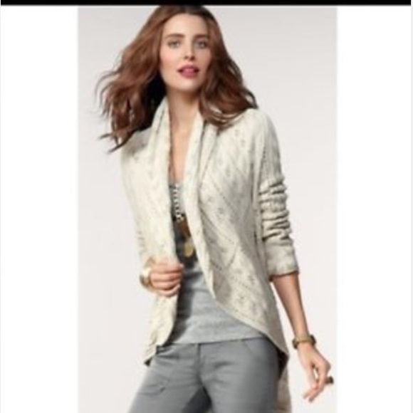 CAbi Sweaters - Cabi circle sweater small