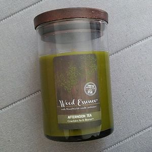 Wood Essence