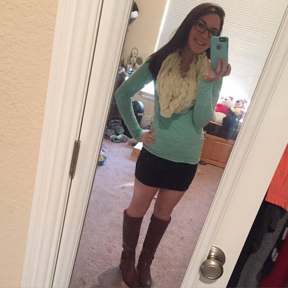 Meet your Posher, Dannielle - Picture 1 of 1