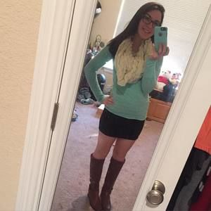 Meet your Posher, Dannielle