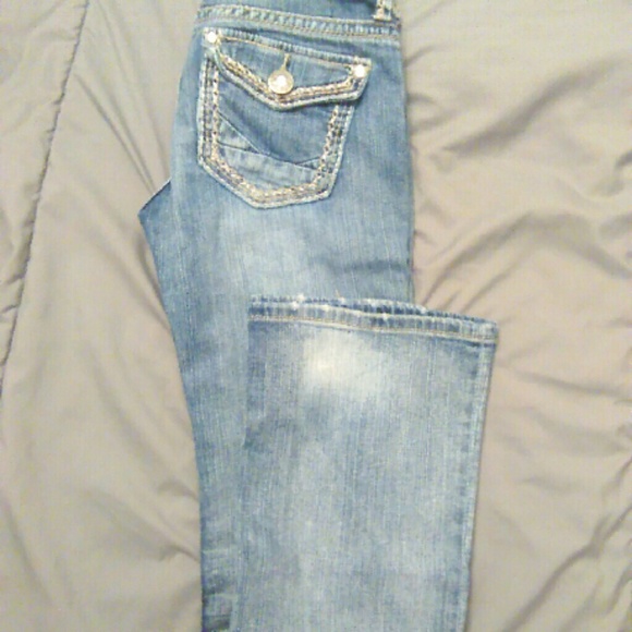 *sold* Daytrip "buckle" jeans size 27L