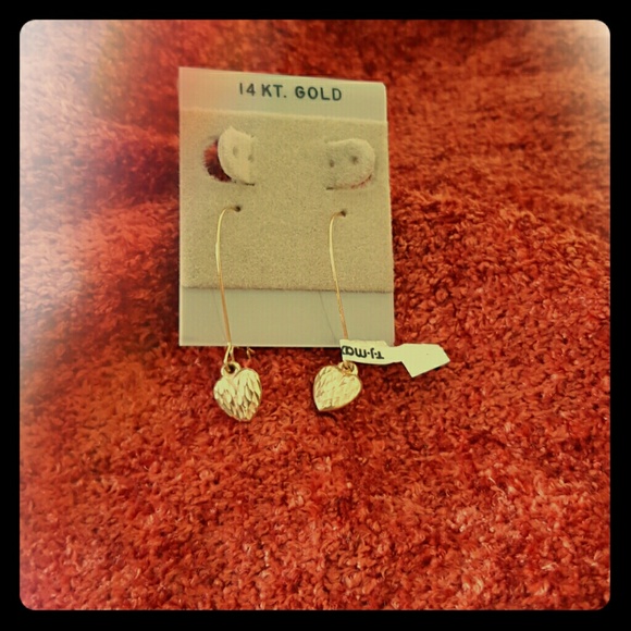 14 Kt. gold heart drops