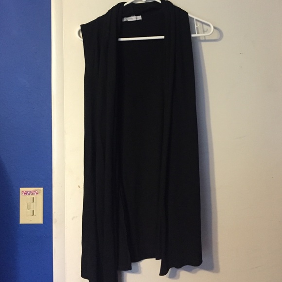Black sleeveless cardigan
