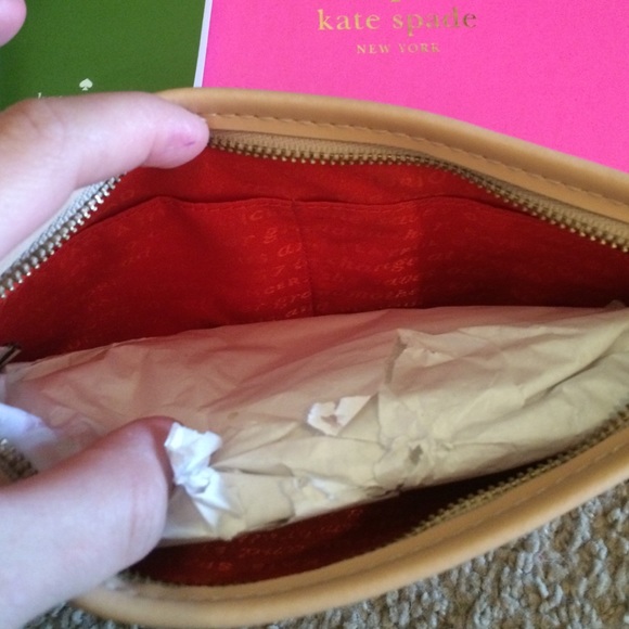 Ellison Avenue Imani bluebell wristlet - Picture 4 of 4