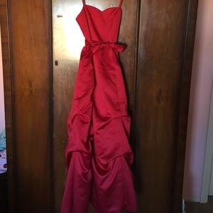 Childs size 12 bridesmaid red dress. NWT