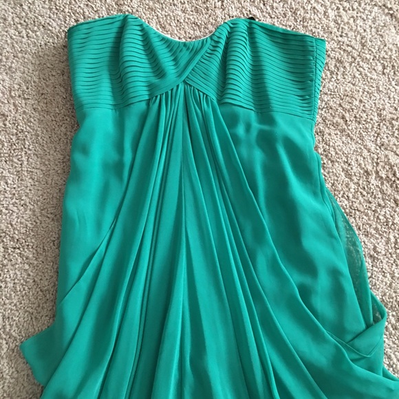 Laundry by Shelli Segal - Picture 3 of 4