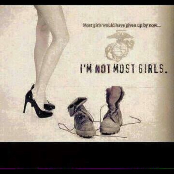 Meet your Posher, Karen Marie 💙 - Picture 2 of 4