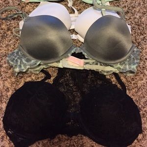 Pink Victoria secret bras