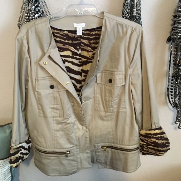 Like new worn once Chico's tan twill jacket