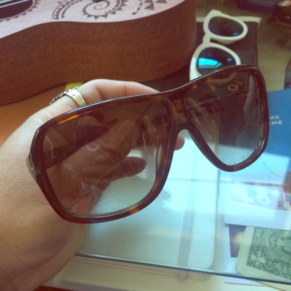 Tom Ford Other - Tom Ford Tortoise Shell Sunglasses