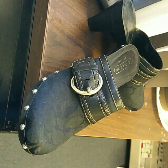 Coach Clogs - Picture 2 of 3