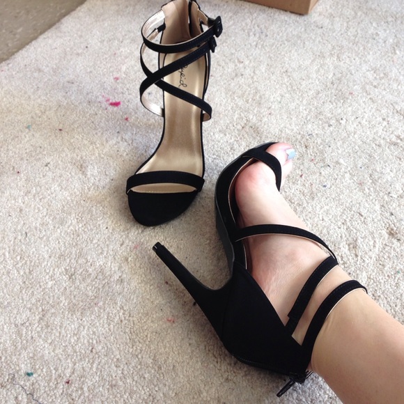 Brand new black qupid shoes size 8.5 with box