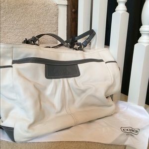Coach white leather bag with pleats & gray trim